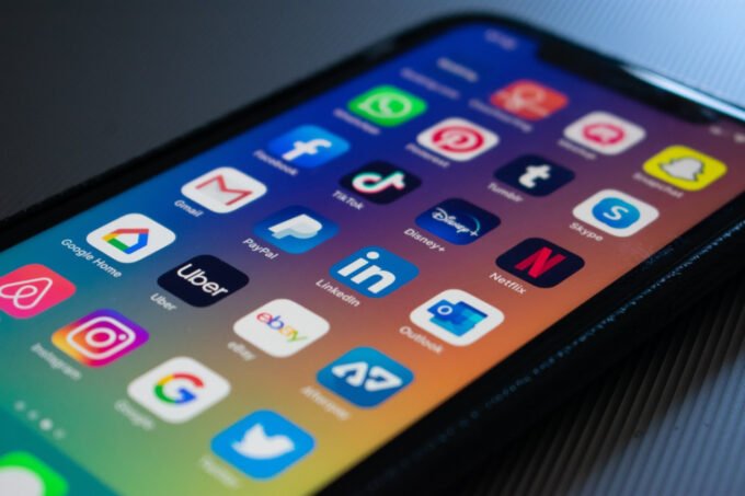 Paid Online Focus Group USA about Social Media Market Research $125